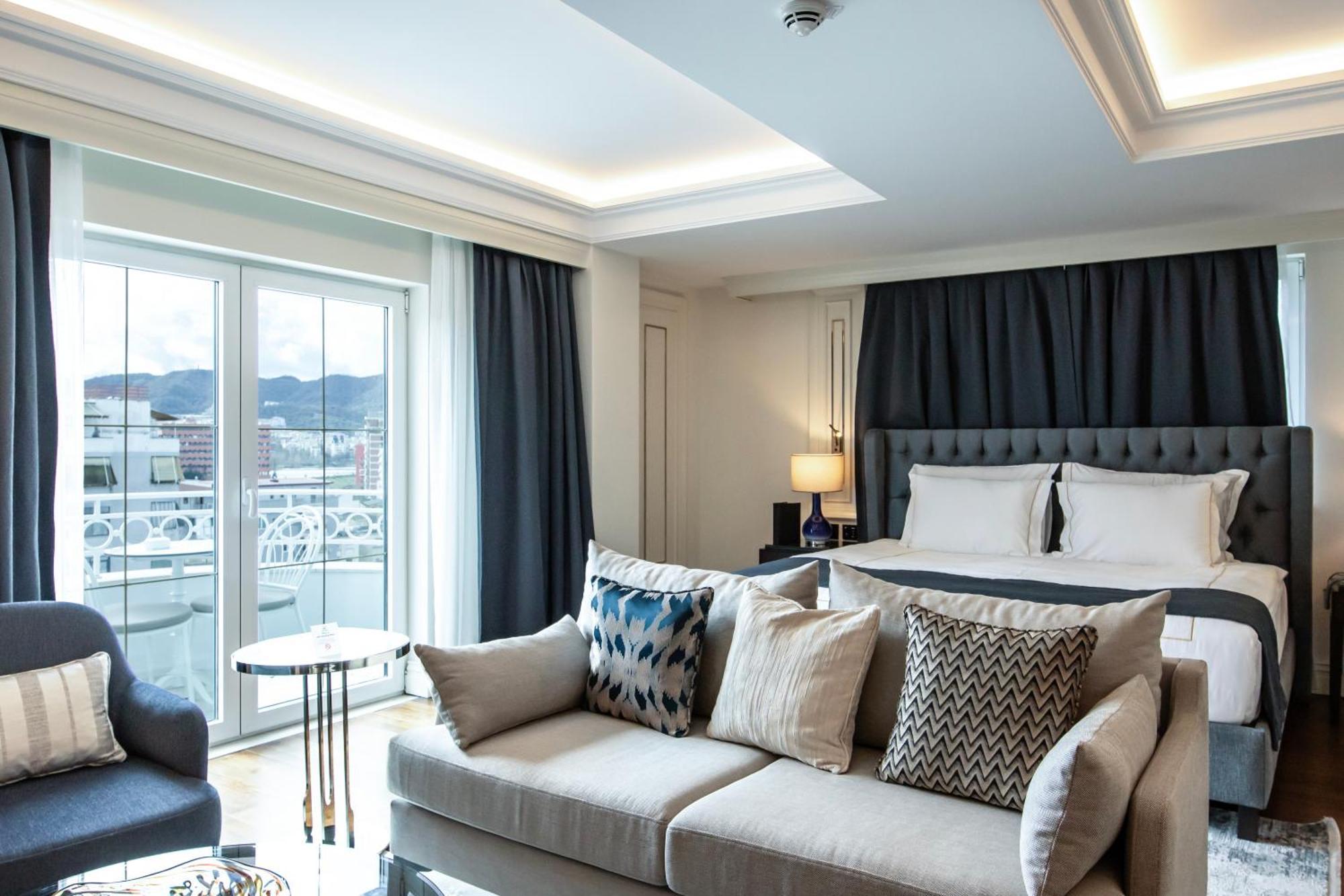 Xheko Imperial Luxury Boutique Hotel Tirana Extérieur photo Suite