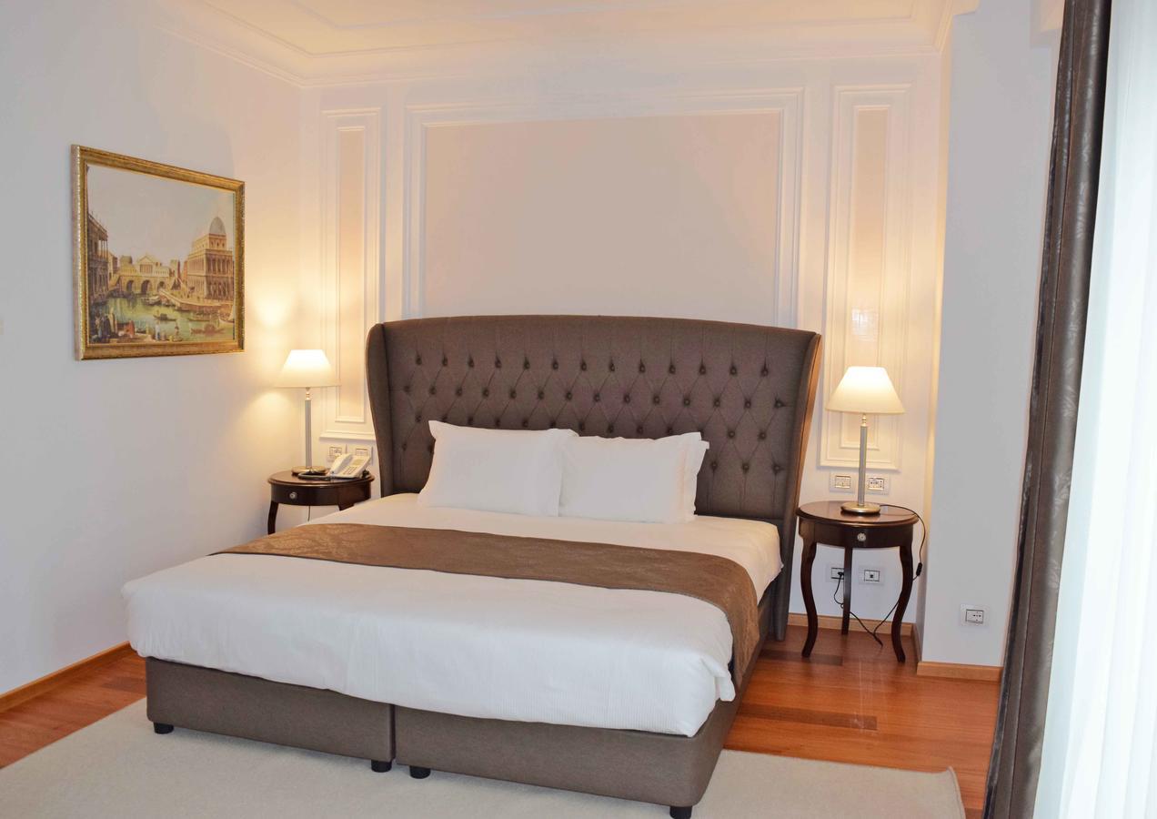 Xheko Imperial Luxury Boutique Hotel Tirana Extérieur photo A bedroom at the hotel